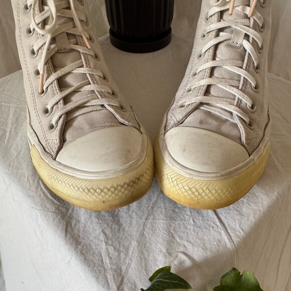 RARE! Converse CTAS Hi String / Crimson Tint / Egret  570304F - Picture 5 of 15